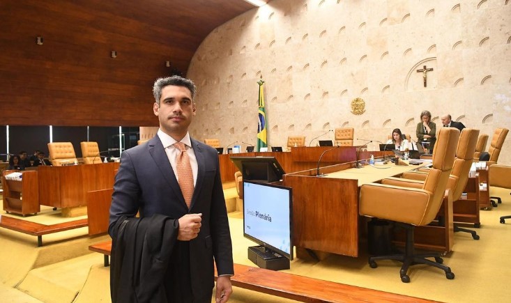 Advogado Rodrigo Mesquita no STF.