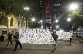 foto de protesto em memória de Reginaldo Júnior, o África Menor, no Centro de São Paulo