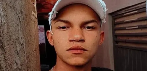 Kayo Reis, de 19 anos, passou cinco meses preso por um roubo e extorsão que nega ter cometido | Foto: Arquivo pessoal